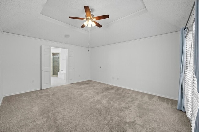 Building Photo - 1205 Olde Towne Dr