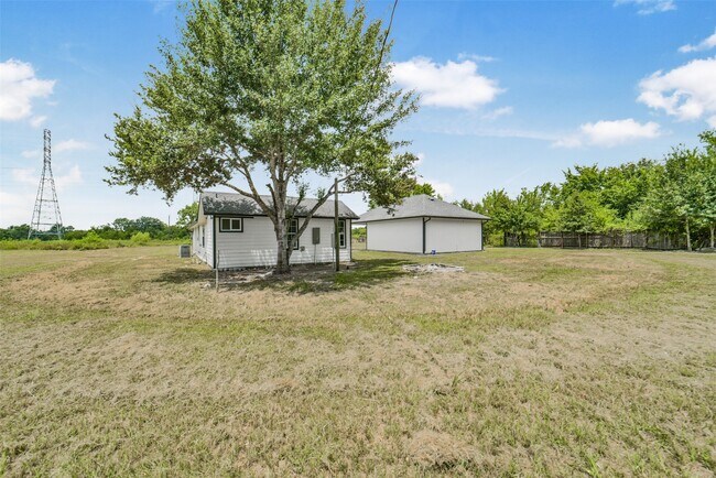Building Photo - 22405 Beckendorff Rd