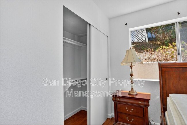 Building Photo - 4794 Arizona St