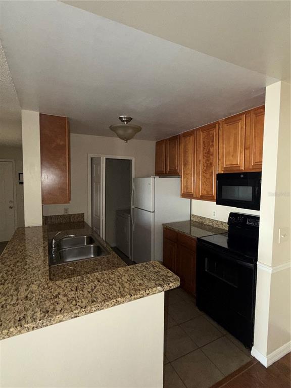 Building Photo - 6148 Westgate Dr