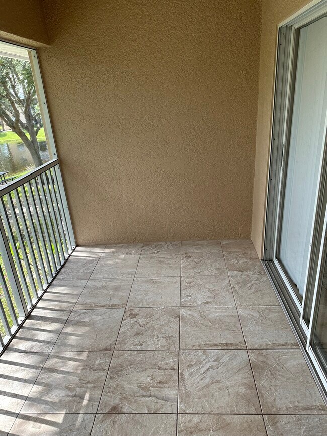 Building Photo - 156 Pebble Shores Dr