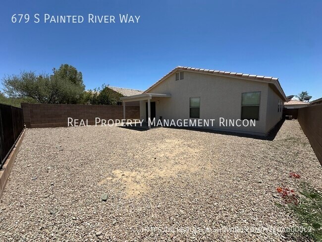 Building Photo - 679 S Painted River Way