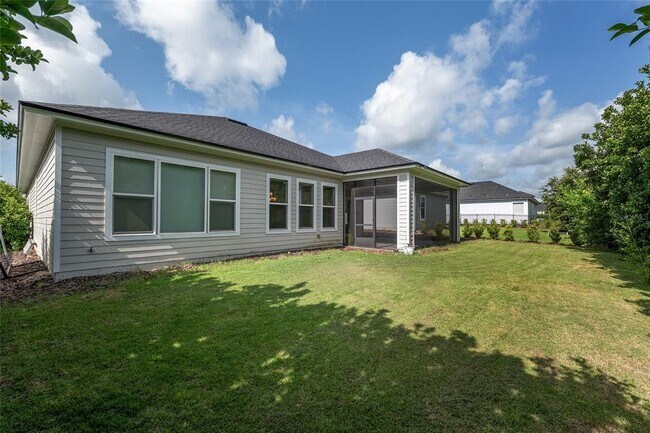 Building Photo - 11890 SW 33rd Ln