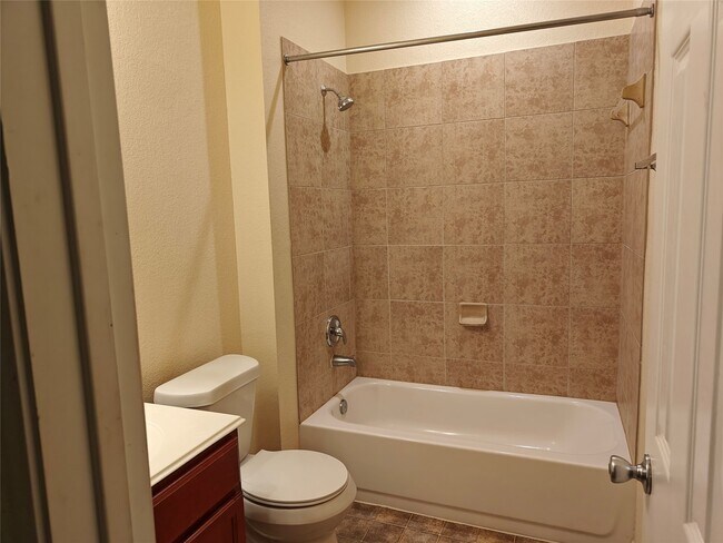 Building Photo - 7915 Moss Springs Ct