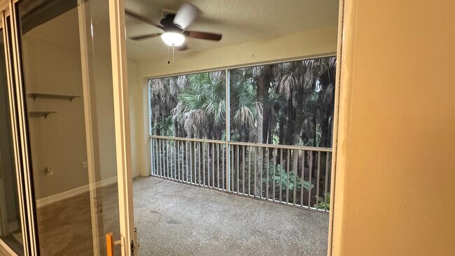Building Photo - 1878 Tarpon Bay Dr S