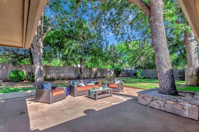 Building Photo - 1132 Sunrise Dr