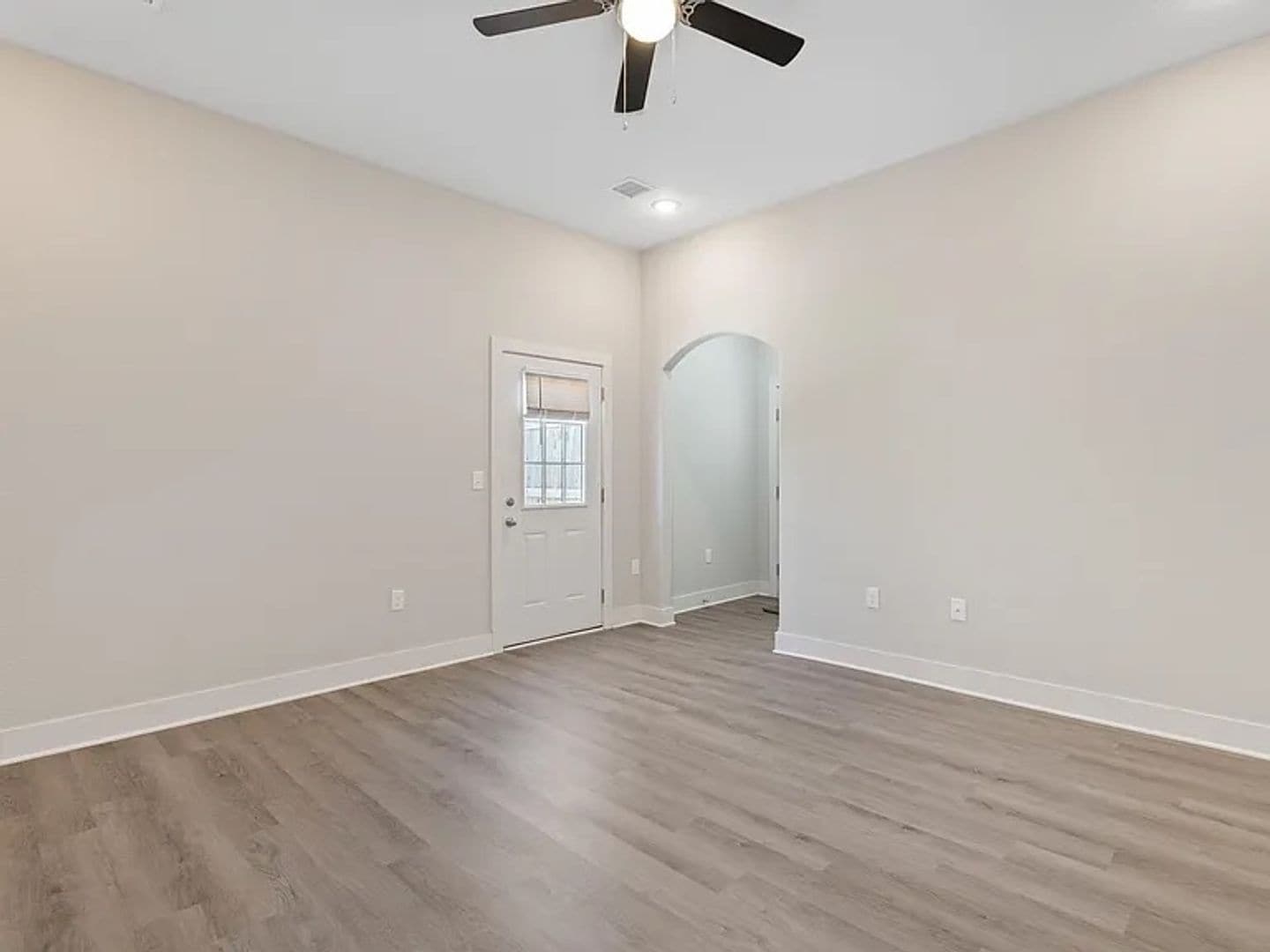 Building Photo - 3518 W 45th St S