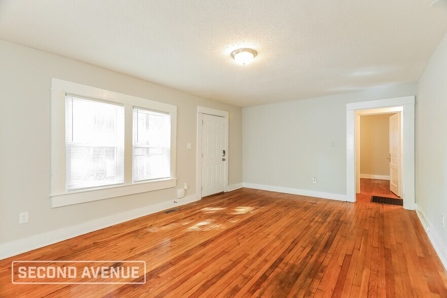 Building Photo - 349 Robison Dr