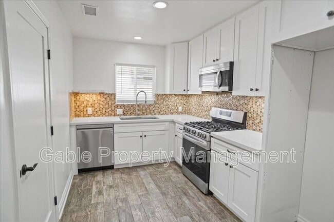 Primary Photo - 24403 Newhall Ave