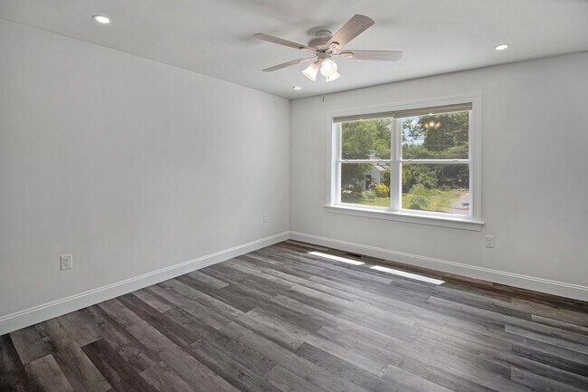 Building Photo - 23 Pedrick Ave