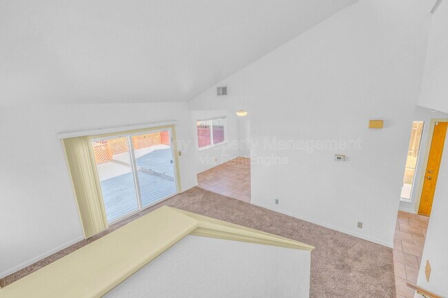 Building Photo - 143 Seal Ct