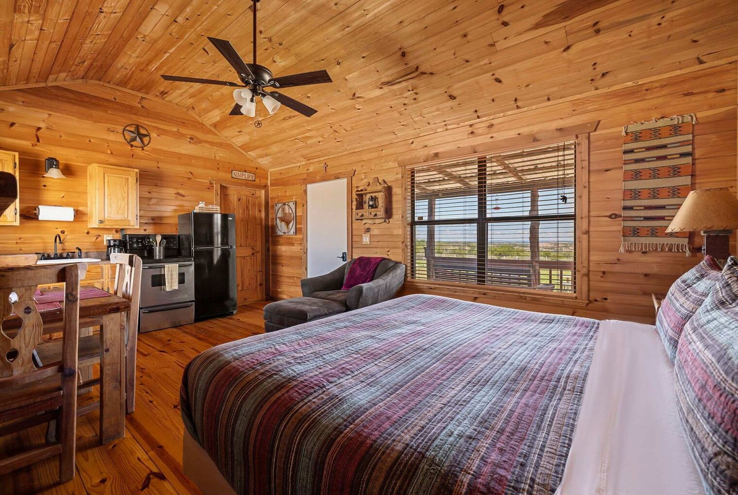 Building Photo - 307 Sagebiel Ranch Rd