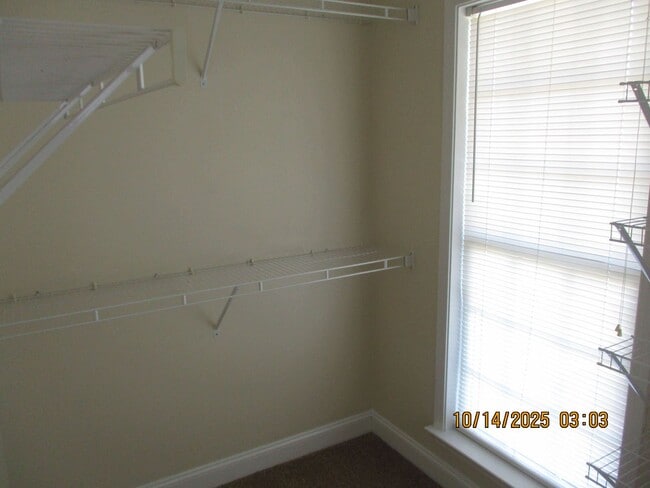 Building Photo - 634 Winifred Rd