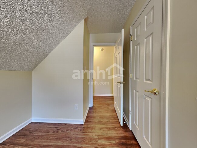 Building Photo - 12528 Cardinal Point Rd