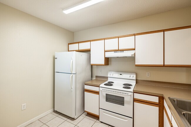 Building Photo - 9506 Amberdale Ct