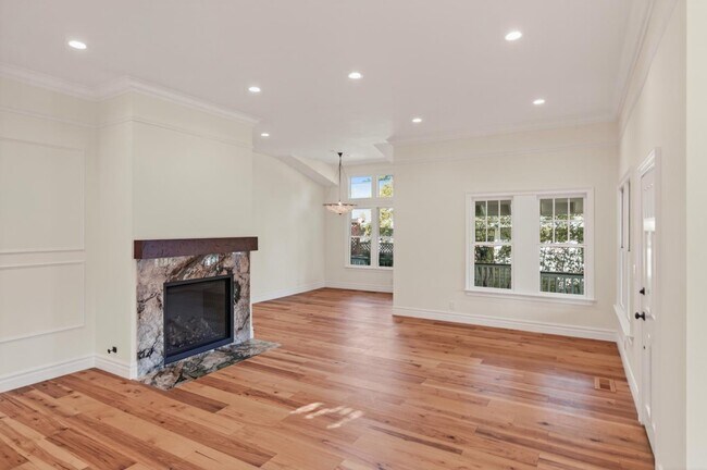 Building Photo - 123 Wilder Ave