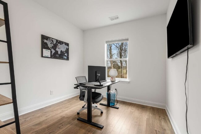 Building Photo - New Construction in a Great Neighborhood