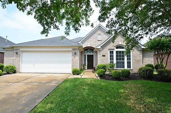 Building Photo - 21930 Grand Brook Ln