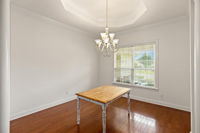 Building Photo - 2899 Chanterelle Cove