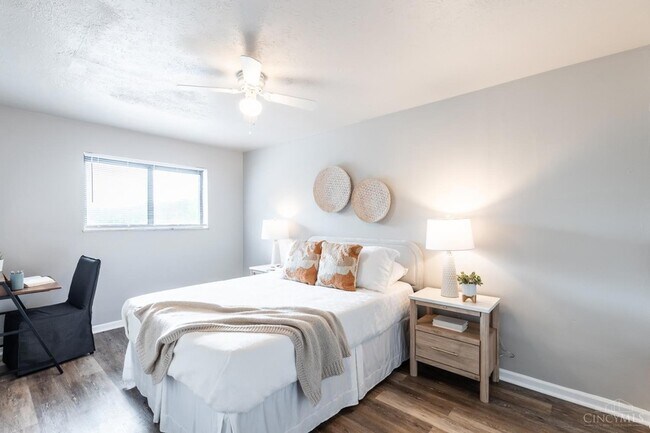 Building Photo - 2486 White St