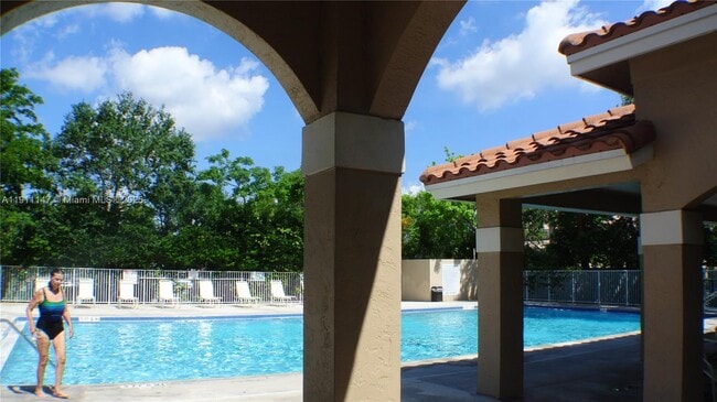 Building Photo - 1464 Springside Dr