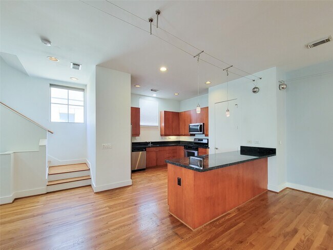 Building Photo - 4313 Feagan St