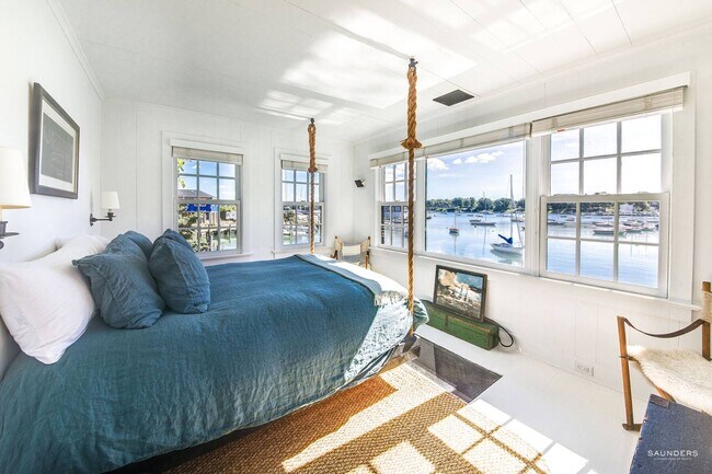 Building Photo - 8 Chequit Ave