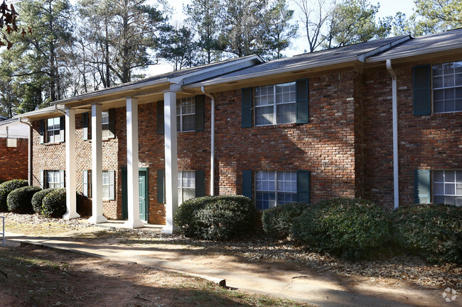 Building Photo - Woodgate Apartments