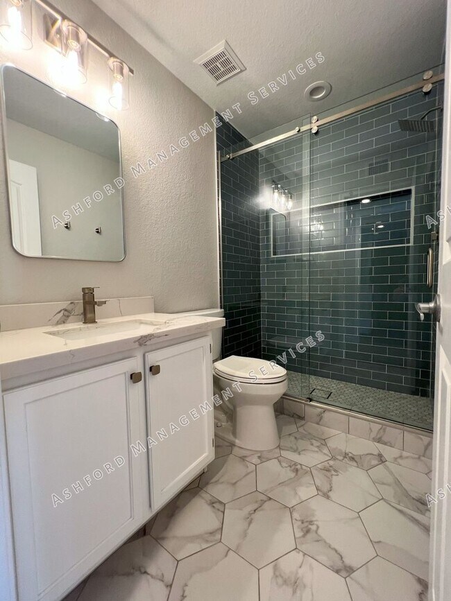 Building Photo - RAY RANCH 4 BEDROOMS 3 BATH WITH POOL AND SPA IN LARGE YARD