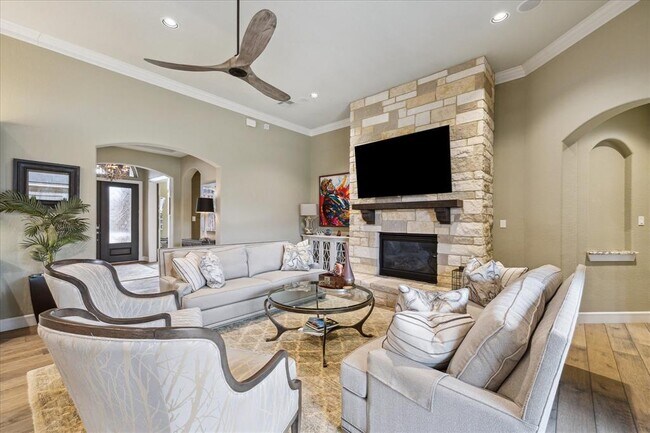 Building Photo - 18511 Arlan Lake Dr