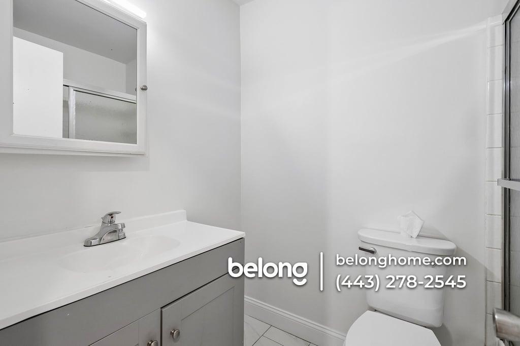 Building Photo - 8650 Brae Brooke Dr