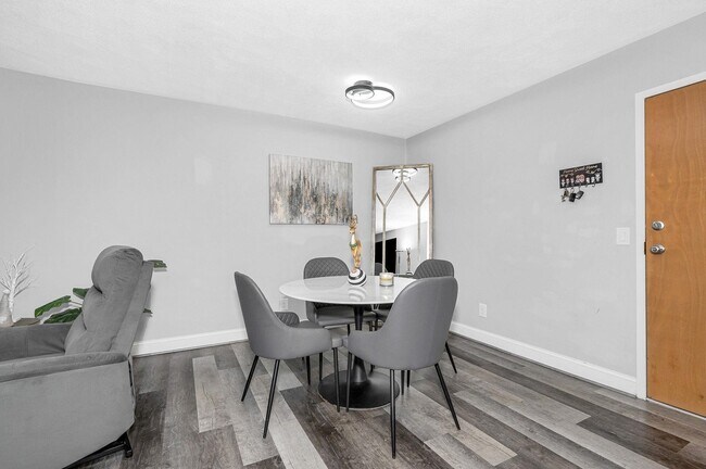 Building Photo - Nashua