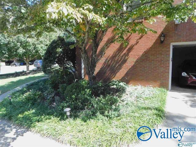 Building Photo - 176 Water Oak Dr