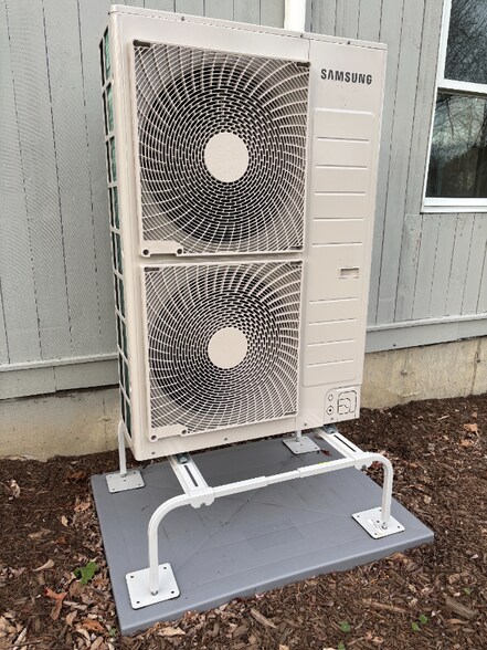 Building Photo - 26 Hadley Rd