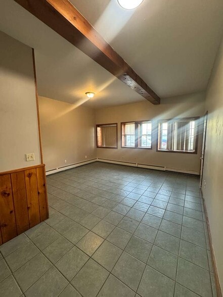 Building Photo - 373 3rd St
