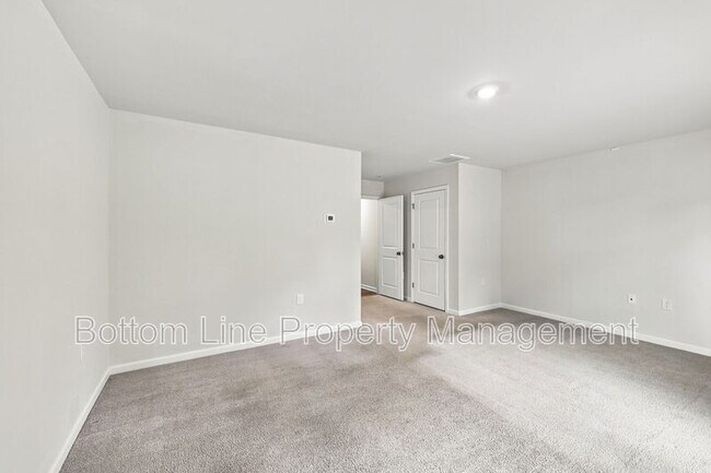 Building Photo - 2617 Chert Ln