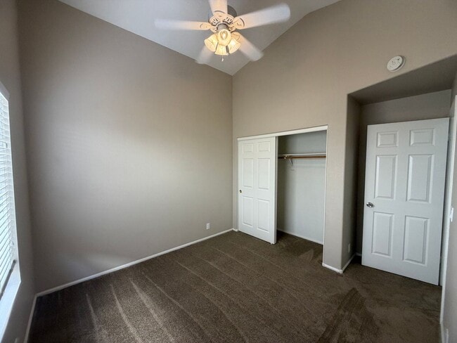 Building Photo - Desirable Arrowhead Ranch Home