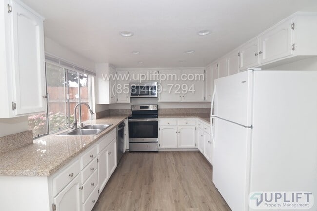 Building Photo - Bonita Dr (842)