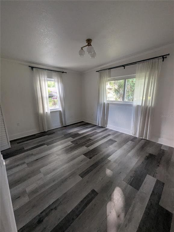 Building Photo - 928 S Bumby Ave