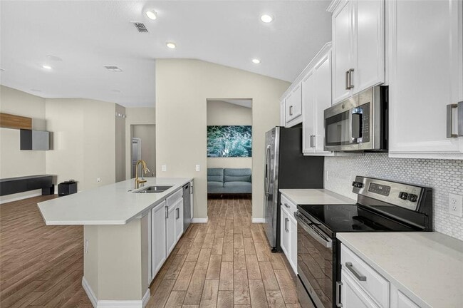 Building Photo - 1910 Goblet Cv St