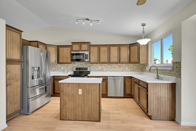 Building Photo - 5750 S Youngfield St