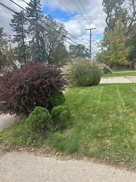 Building Photo - 11668 San Jose