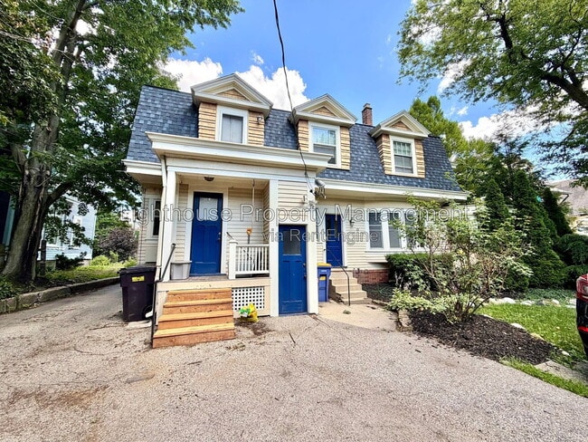 Building Photo - 49 Prospect Ave NE