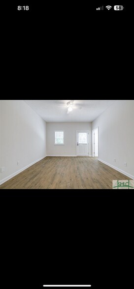 Building Photo - 400 Tibet Ave