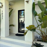 Building Photo - 1031 Almanor Ave