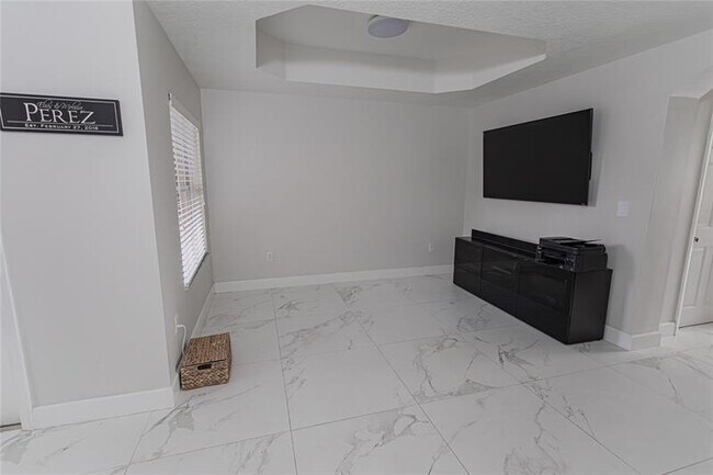 Building Photo - 14387 SW 9th Ct