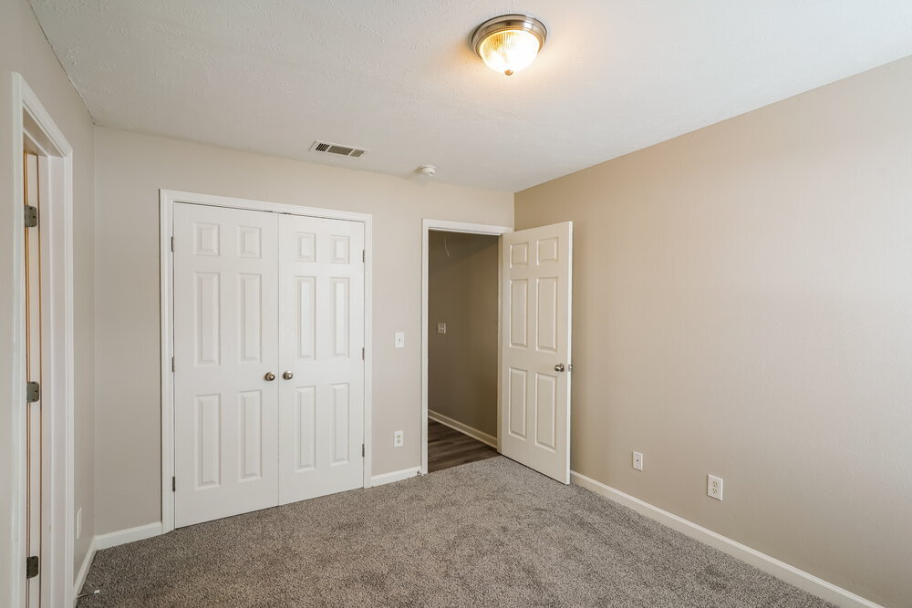 Building Photo - 8013 Logan Dr