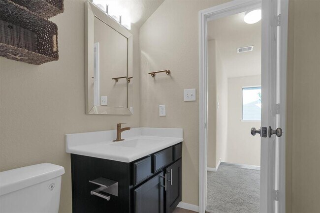 Building Photo - 20115 Emerald Mountain Dr