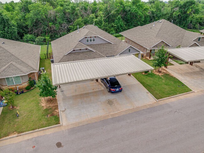Building Photo - 5800 Campbell Creek Dr