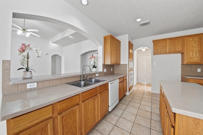 Building Photo - 7907 Swan Hollow Ct